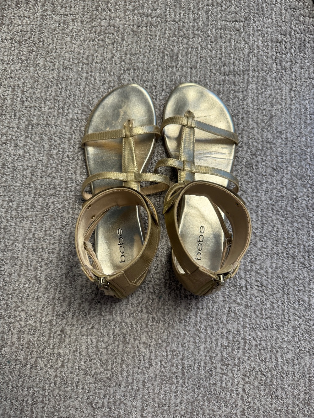 bebe Metallic Gold T-Strap Women's Gladiator Sandals Size 8